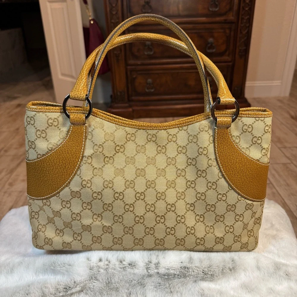 Gucci 100% authentic